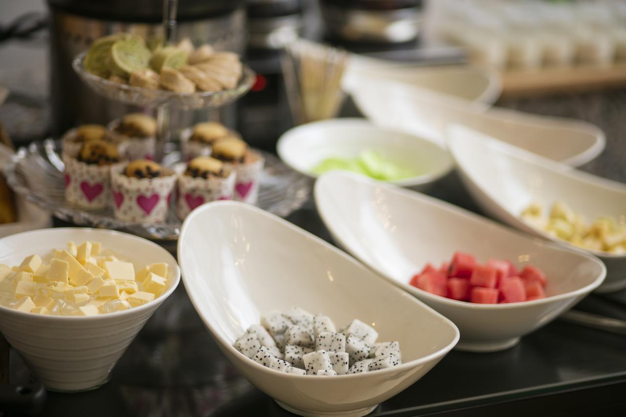 Hanoi Center Silk Premium Hotel & Spa & Travel Kültér fotó